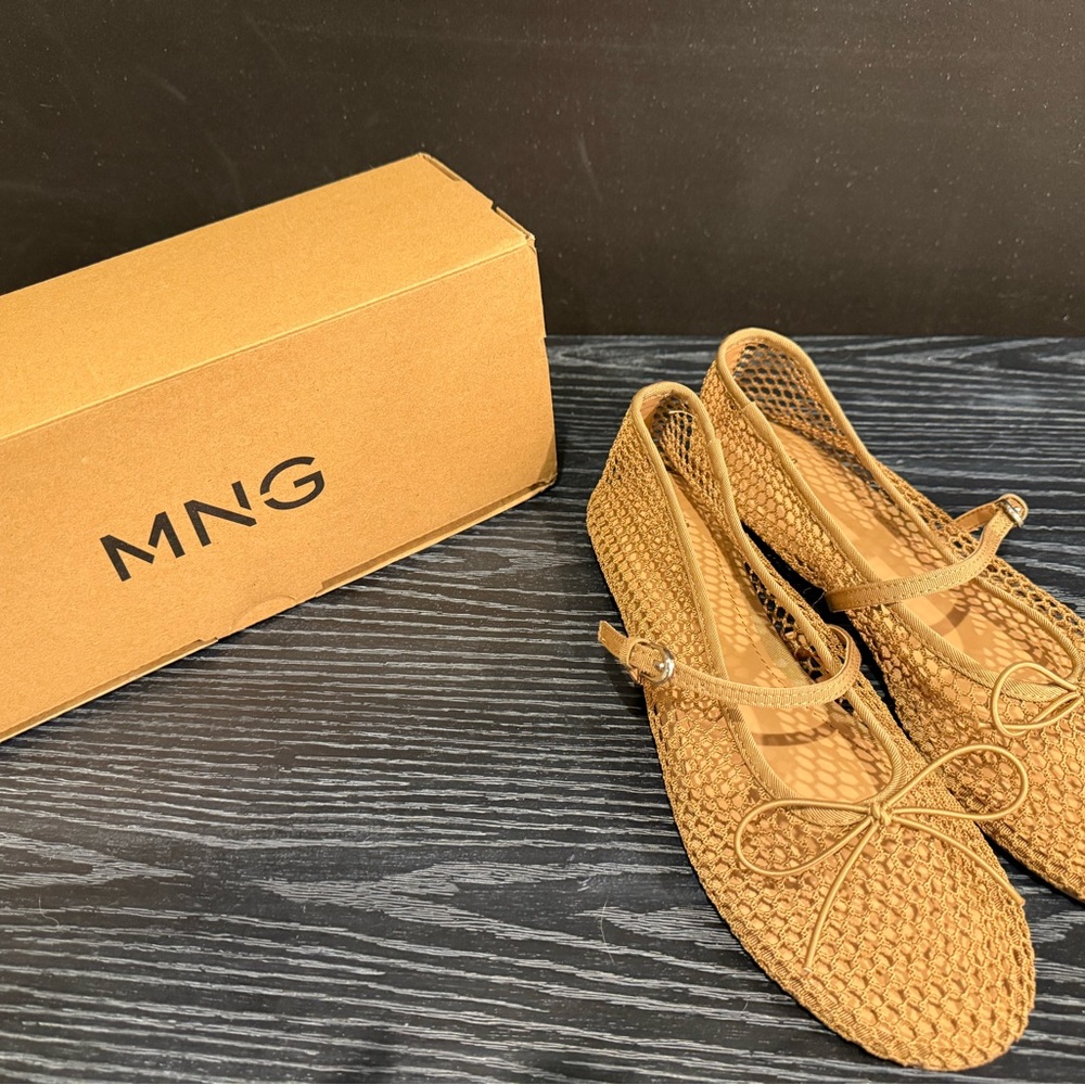 Mango Woven Mary Jane Flats in Tan